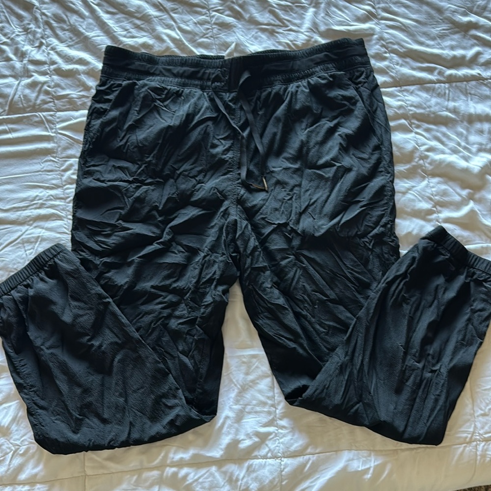 Size 12 Black lululemon joggers